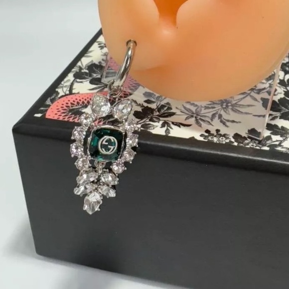 Gucci Crystal GG Nose Ring - Picture 7 of 8
